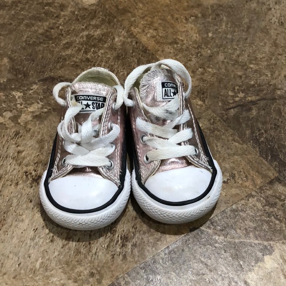 rose gold converse size 4